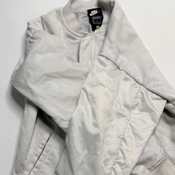 Nike Vintage Size XL Bomber Jacket Standard Fit - Picture 3 of 5